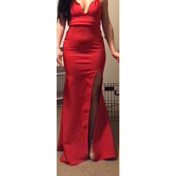 Bandage Gown w/ High Slit - Picture 6 of 7